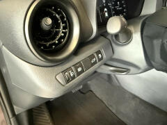 Toyota-C-HR-19
