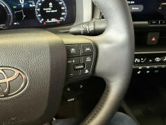 Toyota-C-HR-21