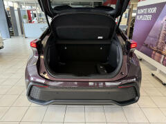 Toyota-C-HR-15